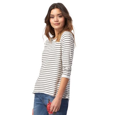 Navy and white striped print top